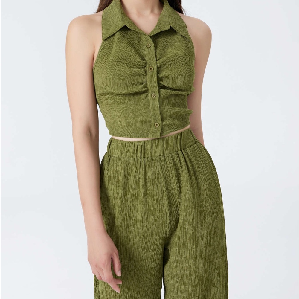 Cider Solid Texture Collar Crop Top - image 3